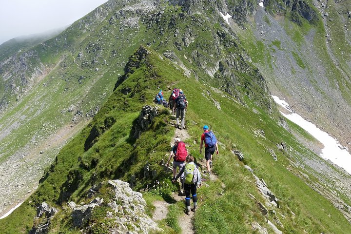 Discover the Best Hiking Trails in Transylvania, Romania: A 2025 Guide for Adventure Seekers - TropiGlobe storeTropiGlobe