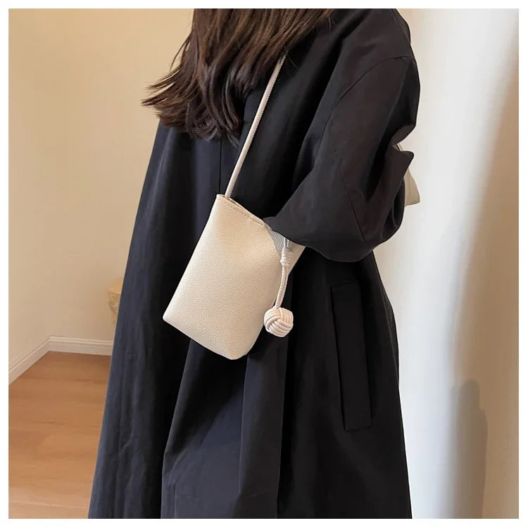 Women Handbags Female Pu Leather Shoulder Bags Luxury Large Capacity Crossbody Bags Solid Flap for Women Portable Phone Purse