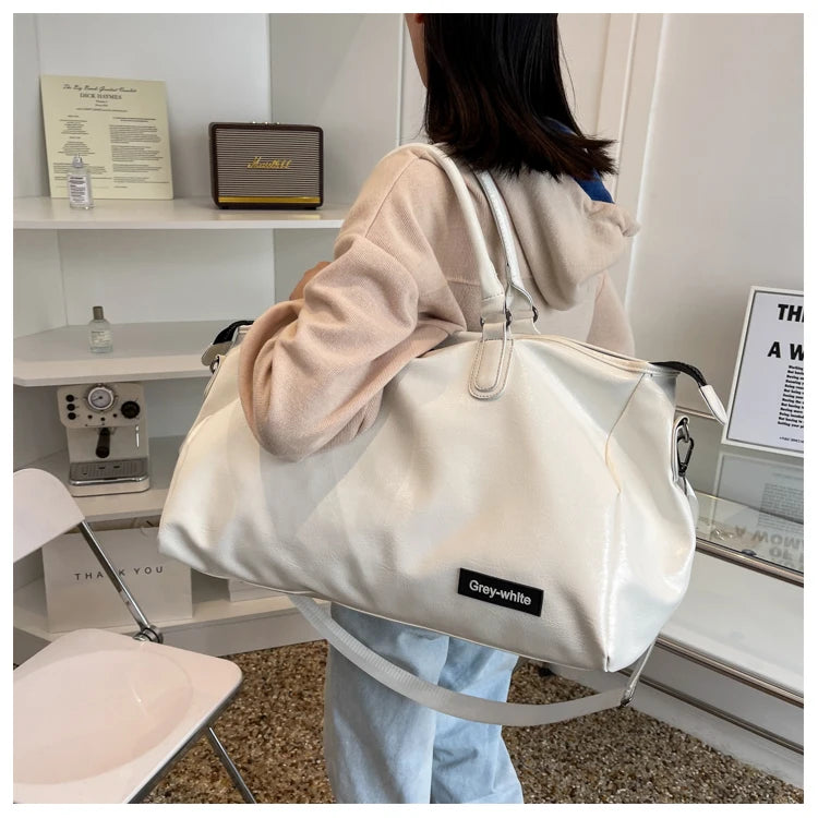 Travel Bags Fashion Men Large Capacity Organizer Handbags Women Fashion Handbag Luggage Leisure Backpack The Tote Bag