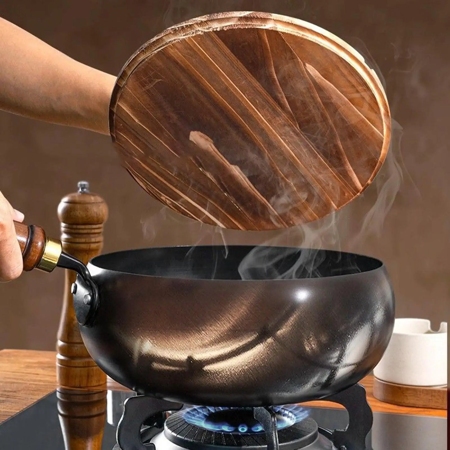 new Cast Iron Skillet Non Coated Camping Cooker Soup Pot Outdoor Cooking Pan Stew Stock Pots Kitchen Dining Bar Household Iron