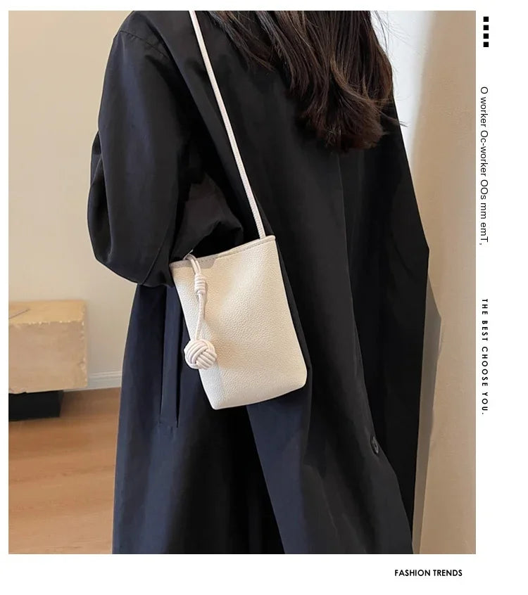 Women Handbags Female Pu Leather Shoulder Bags Luxury Large Capacity Crossbody Bags Solid Flap for Women Portable Phone Purse