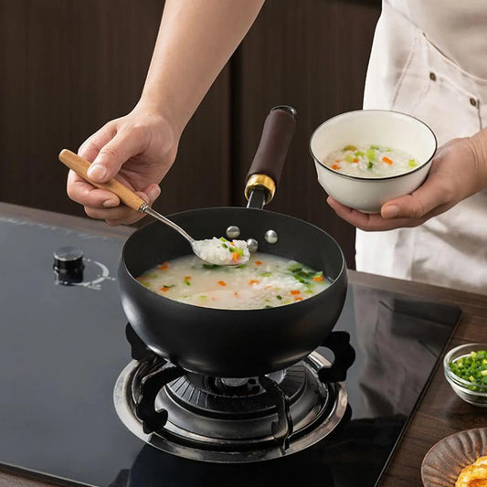 new Cast Iron Skillet Non Coated Camping Cooker Soup Pot Outdoor Cooking Pan Stew Stock Pots Kitchen Dining Bar Household Iron