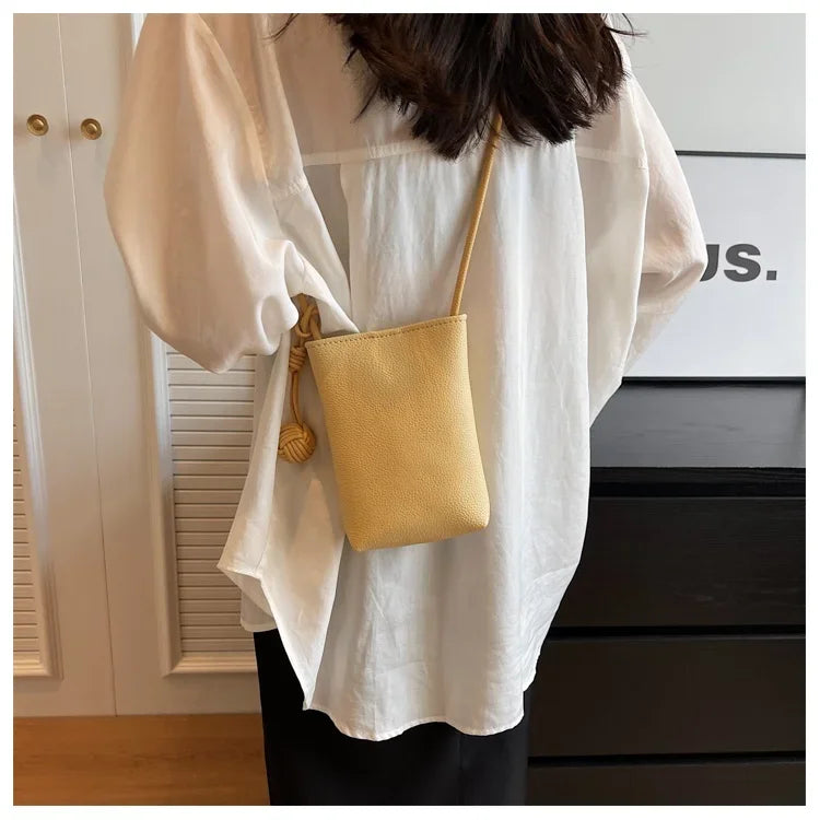 Women Handbags Female Pu Leather Shoulder Bags Luxury Large Capacity Crossbody Bags Solid Flap for Women Portable Phone Purse