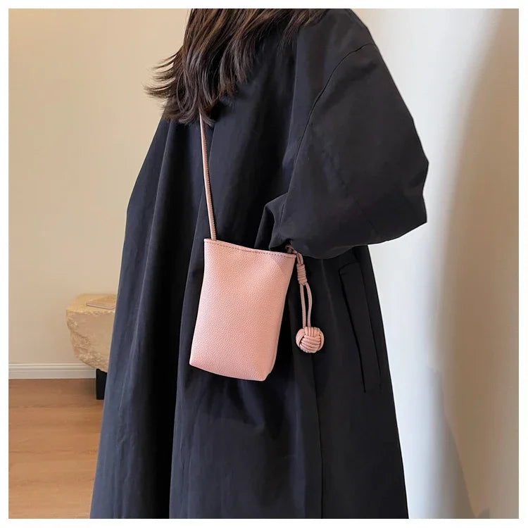 Women Handbags Female Pu Leather Shoulder Bags Luxury Large Capacity Crossbody Bags Solid Flap for Women Portable Phone Purse