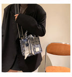 Women’s Tote Bags 2022 Trend New Mass Canvas Shoulder Bags Luxury Designer Handbags Casual Fashion Messenger Bags