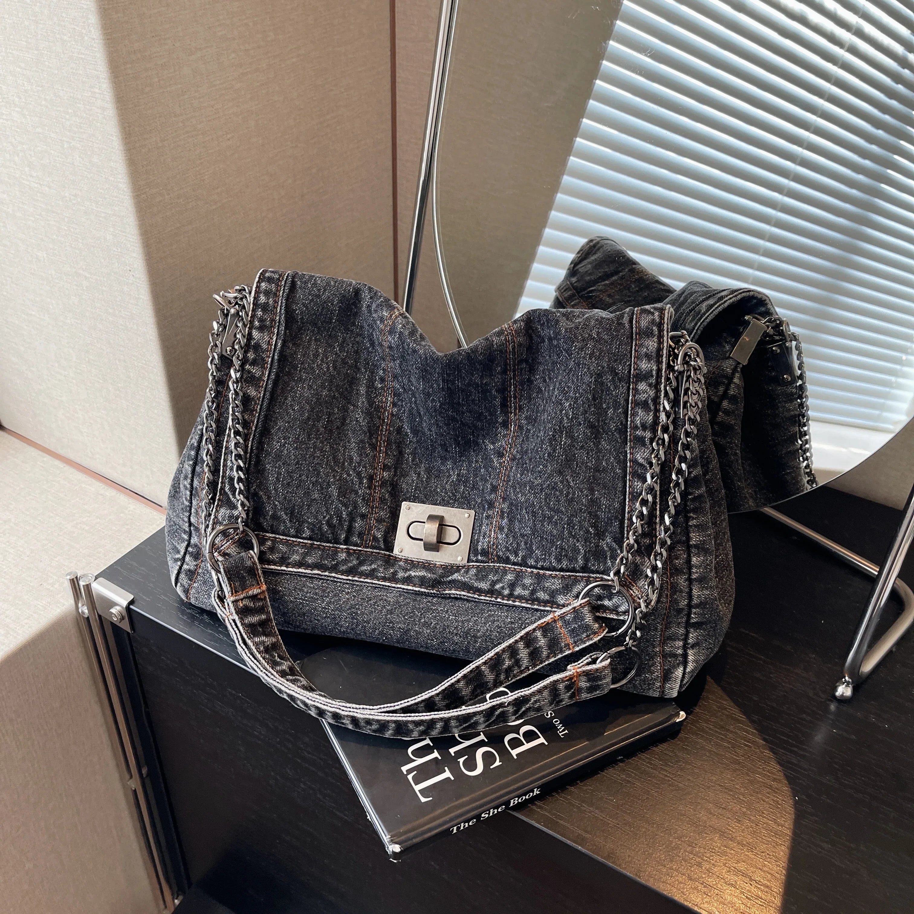 Denim bag women 2025 New fashion casual shoulder bags large capacity Tote Bag class commuting crossbody Bags for women bolsa sac